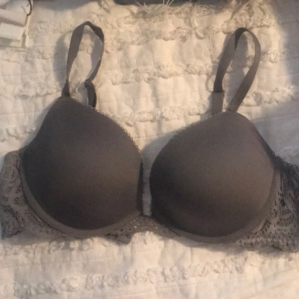 Victoria’s Secret push-up bra